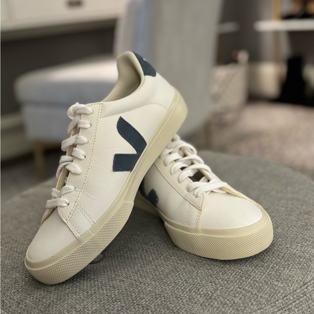 Veja Campo Sneakers Extra White California Brand New Never Been Worn Size 38